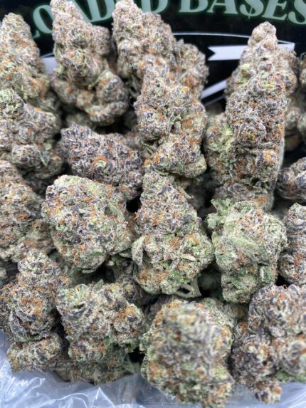 Blue Nerdz cannabis buds – sweet hybrid strain