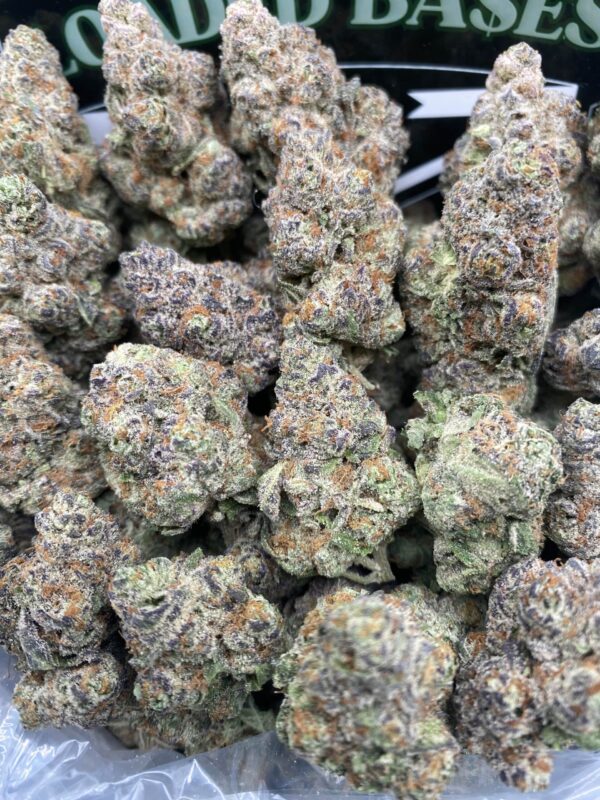 Blue Nerdz cannabis buds – sweet hybrid strain