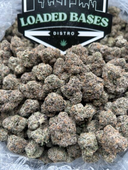 Frosty Runtz cannabis flower buds with frosty trichomes