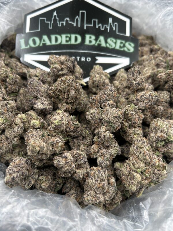 Gello Cake cannabis flower hybrid strain with sweet dessert flavor and relaxing effects