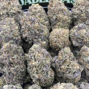 Ice Cream Sandwich cannabis flower hybrid strain with sweet creamy flavor and relaxing effects