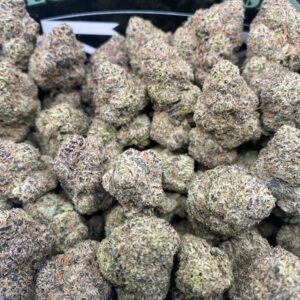 Presidential Runtz cannabis buds frosty trichomes