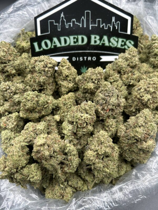 Smores strain hybrid cannabis flower with chocolate and marshmallow aroma