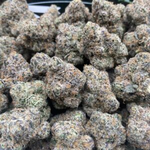 Star Runtz strain cannabis flower with fruity candy and creamy aroma